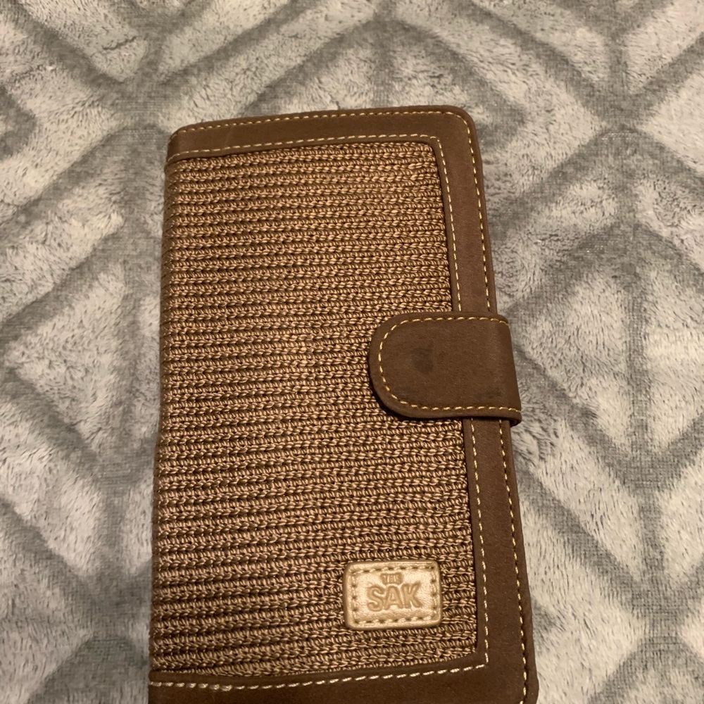 BROWN THE SAK WALLET